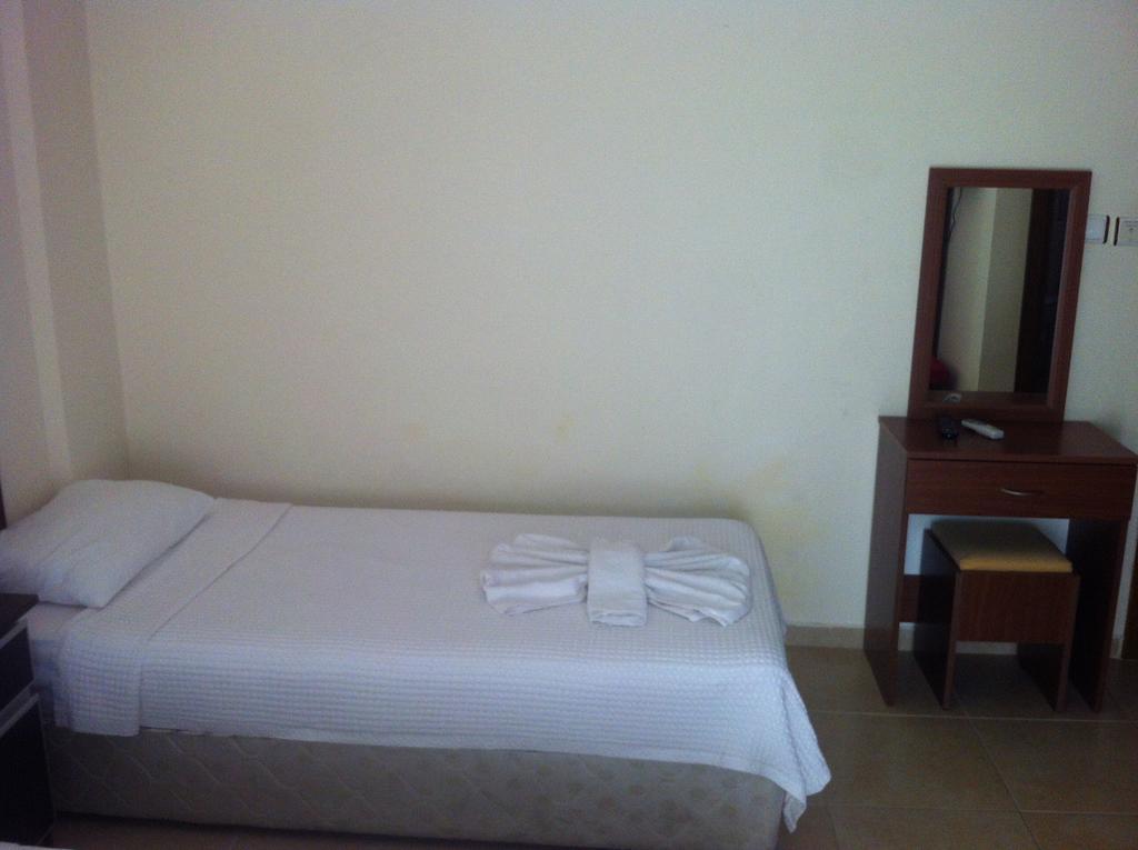 Besik Hotel Фетхие Экстерьер фото