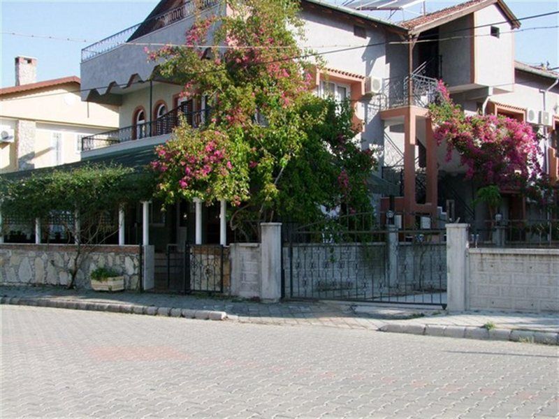 Besik Hotel Фетхие Экстерьер фото